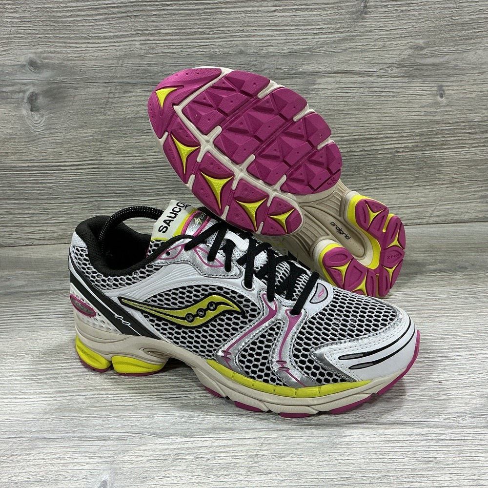 NEW Mens Saucony Progrid Triumph 4 Sneakers Shoes Silver Grey Pink Size 8